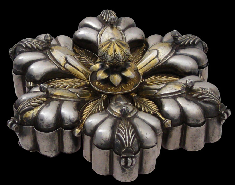 Silver-Gilt Spice or Cosmetics Box, Mughal India, 18th century