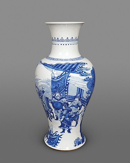 Superb Chinese Blue and White Porcelain Baluster Vase