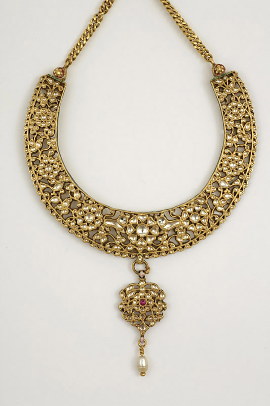 Sapphire torque with fine Benares Enamel