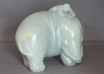 Jade Elephant & Groomer