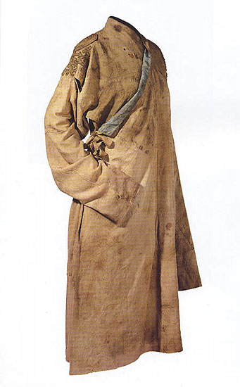 Robe with �all-weather� sleeves