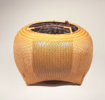 Kawano Shoko, born 1957<br>Winner, Cotsen Prize, 2002 <br>"Birth"