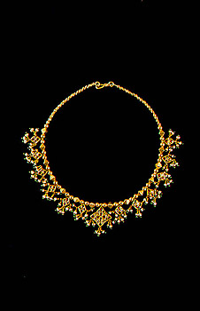 22K gold necklace from Gujarat with old rose-cut diamonds,<br> green enamel, and natural pearls