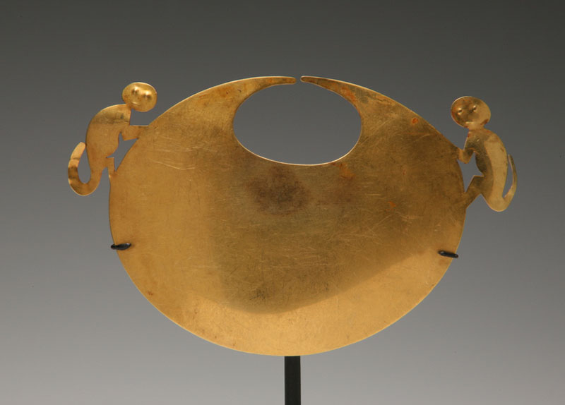 Nose ornament with two monkeys