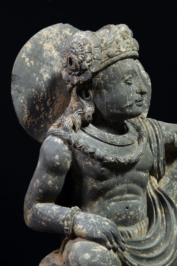 Nice sculpture of Panchika,consort of Hariti and commander of the Yakṣa army 