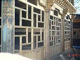 New wood, 2nd floor, main temple