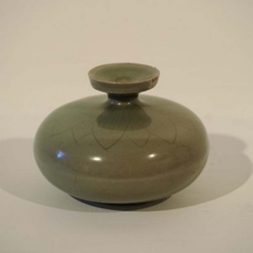 Incised Celadon Bottle