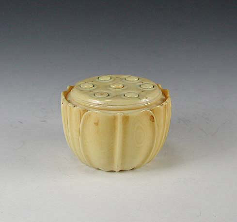 Ivory lotus-form box and cover