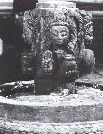  Four-faced Shivalingam