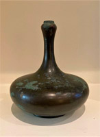 Han bronze wine bottle