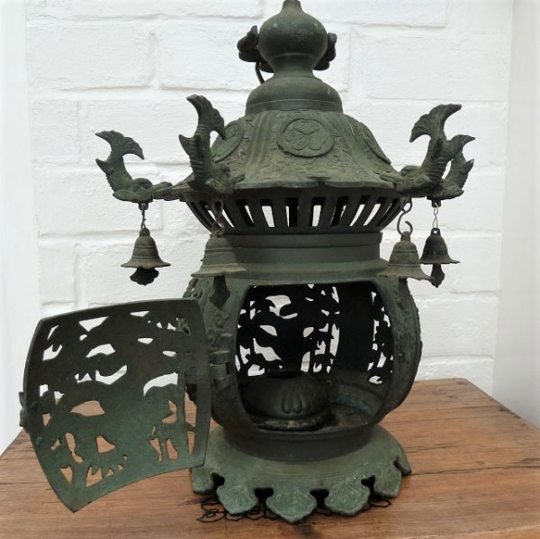 Tokugawa Mon Hanging Lantern