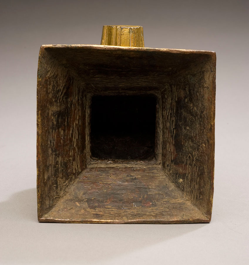 Gilded copper lingam 